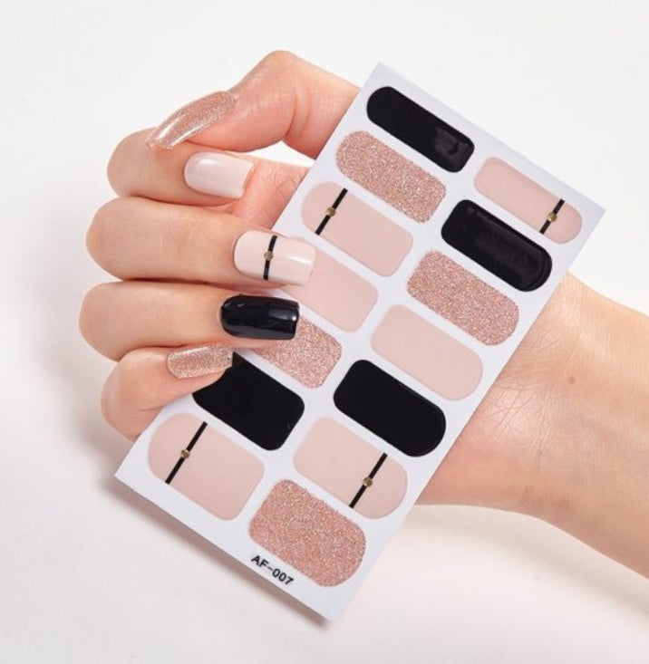 Adhesive Nail Polish Wraps with Glue