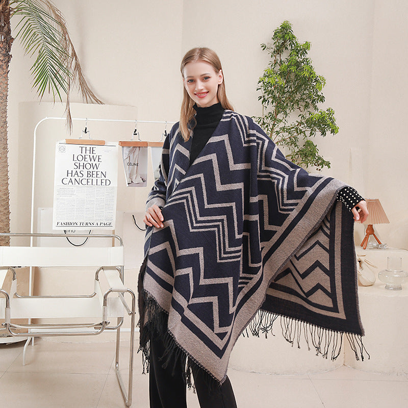 Fashionable Herringbone Wave Side-Slit Shawl Cape