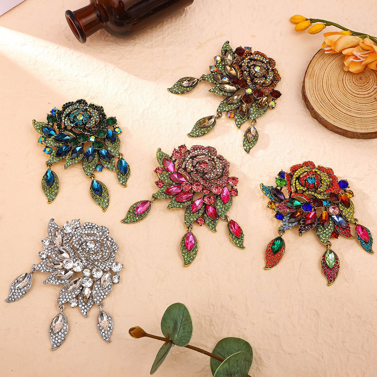 High-End Luxury Retro Exaggerated Rose Brooch